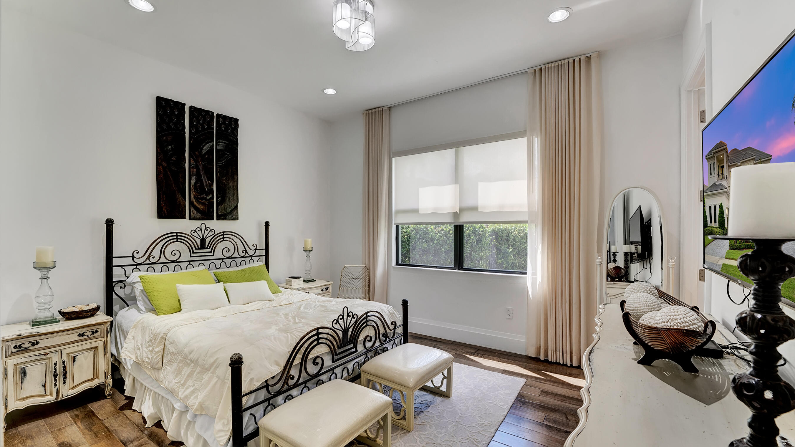 SEVEN BRIDGES - Residential