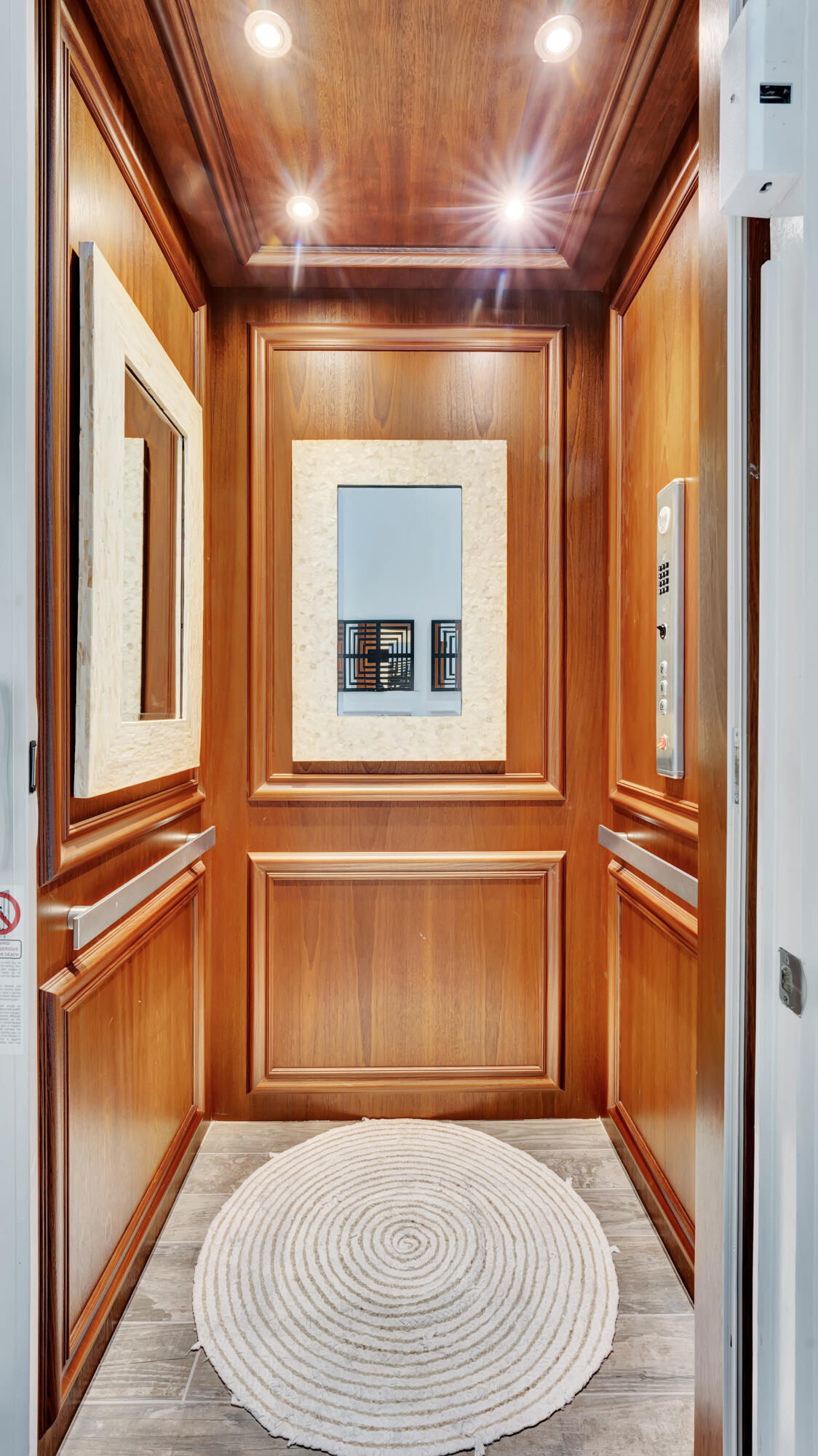 SEVEN BRIDGES - Residential