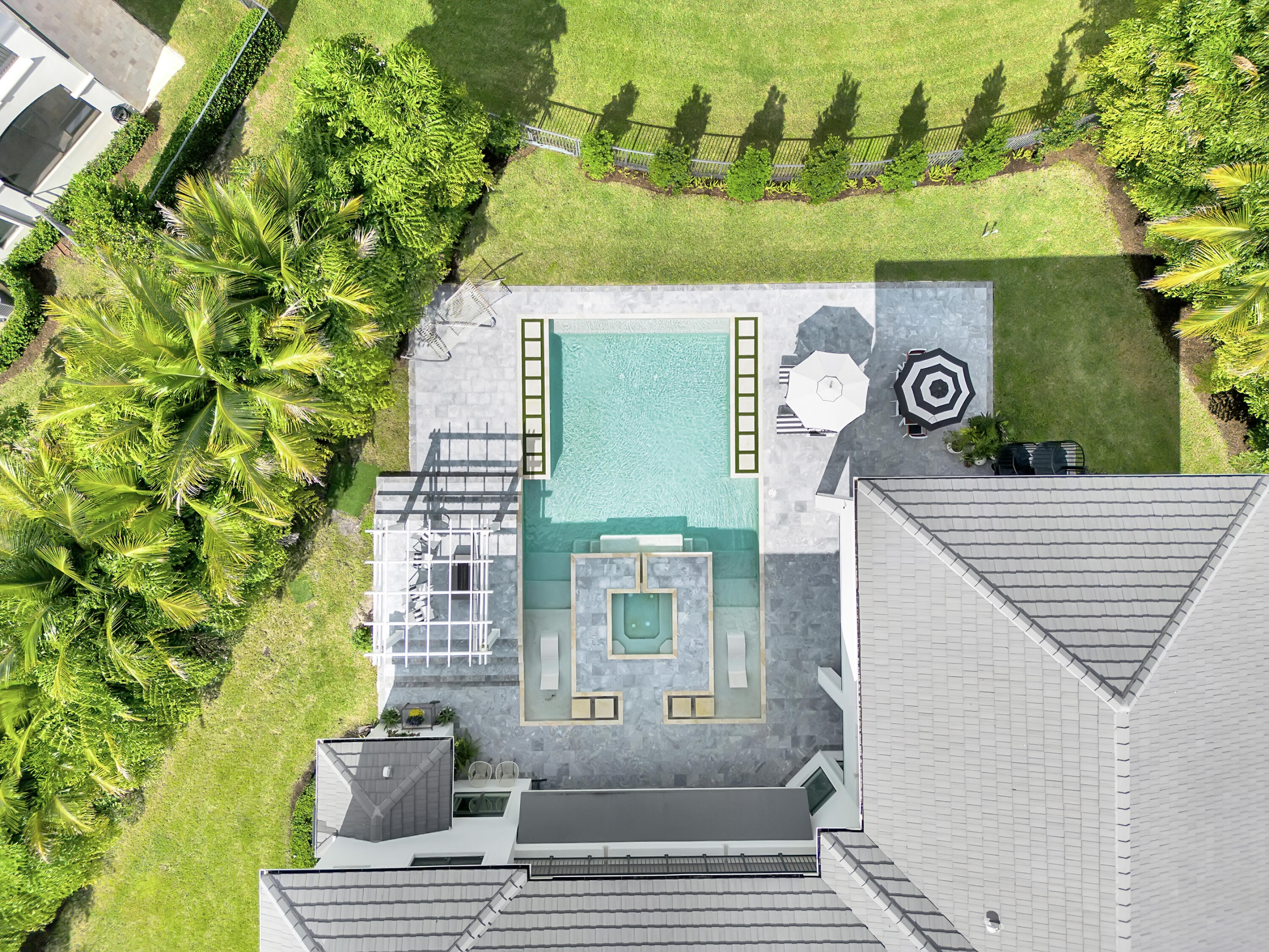 SEVEN BRIDGES - Residential