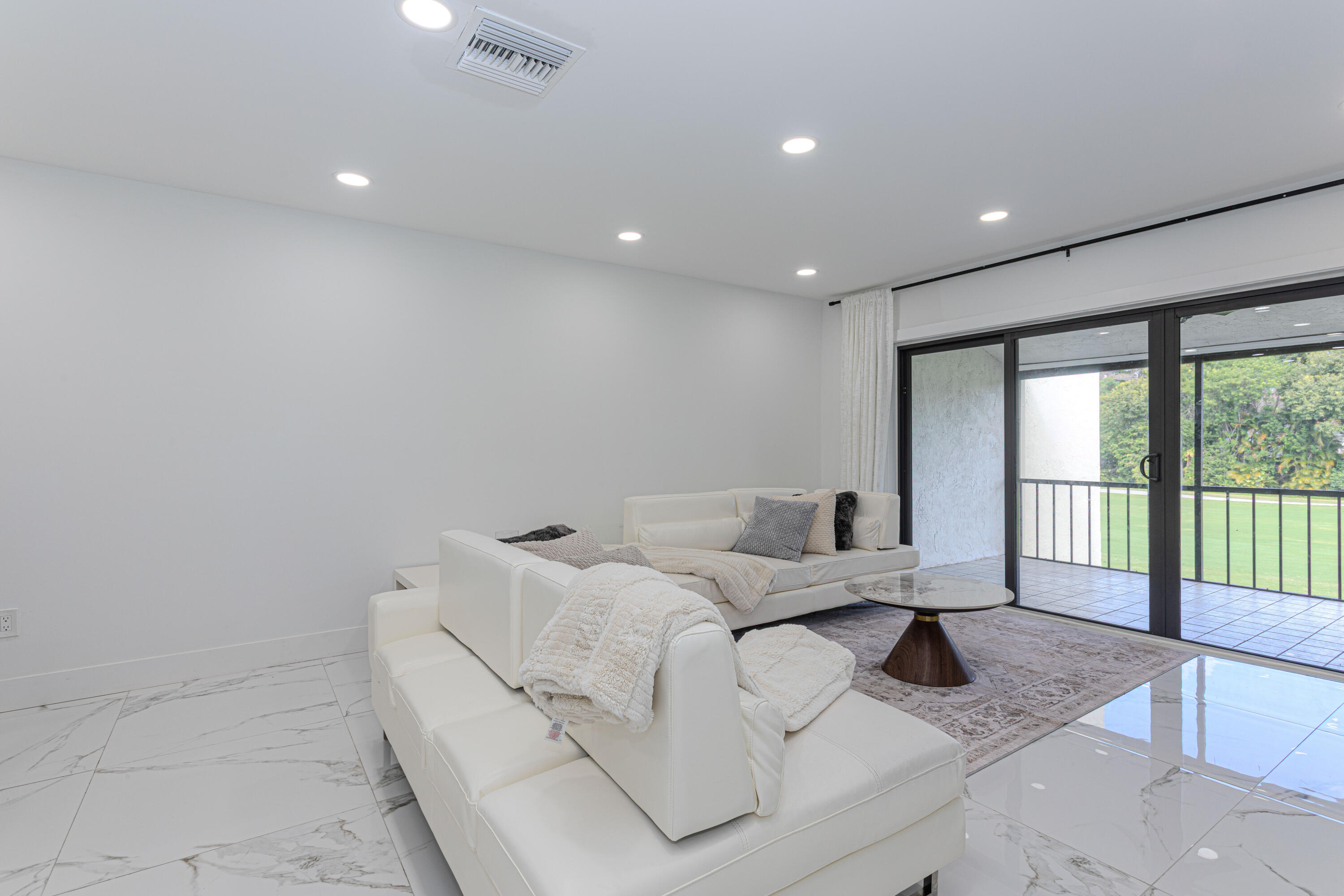 Fairways of Boca Lago - Residential