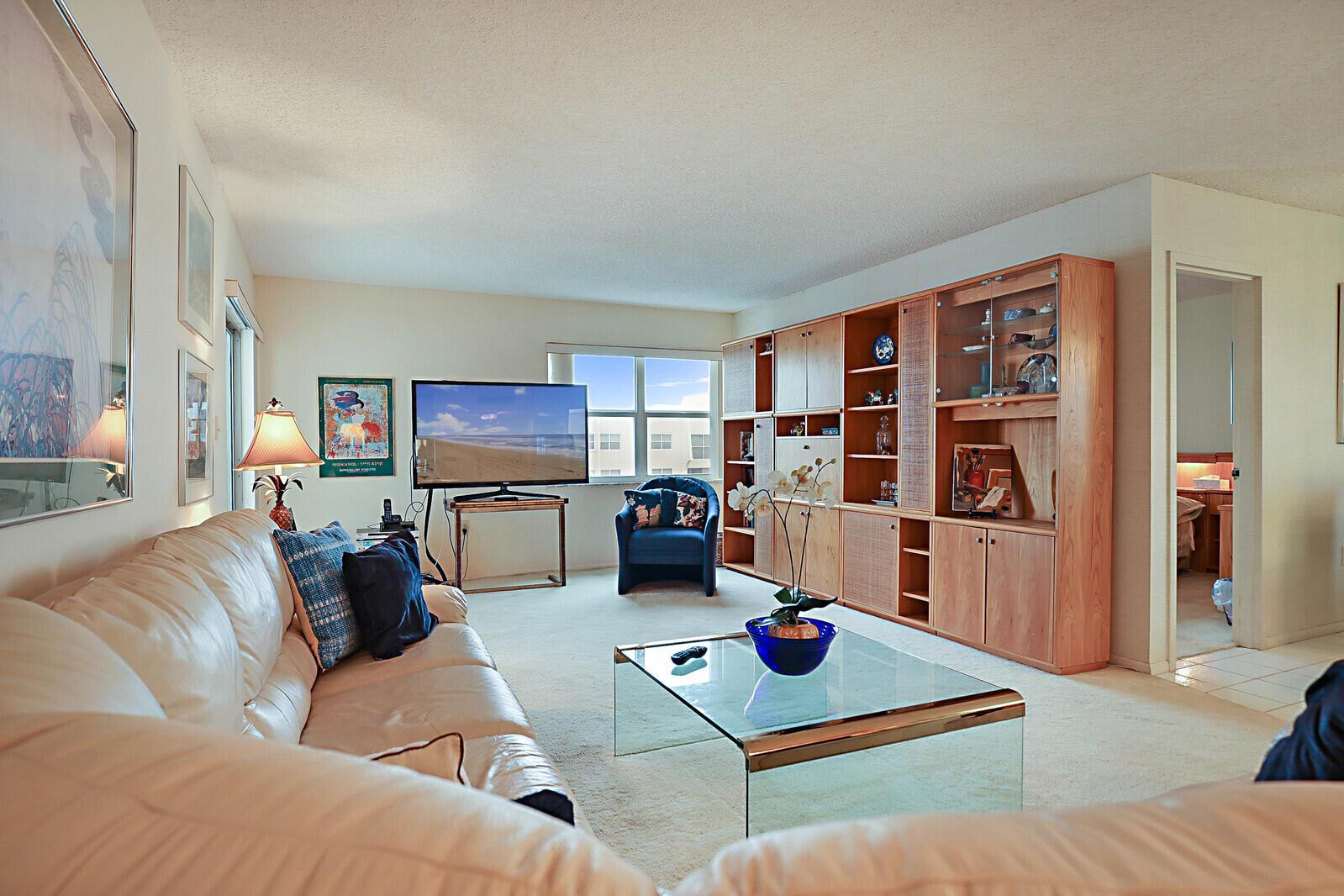 PALMSEA CONDO - Residential Lease