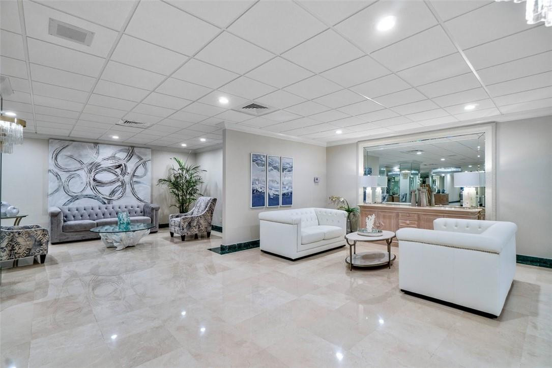 PLAYA DEL MAR - Residential
