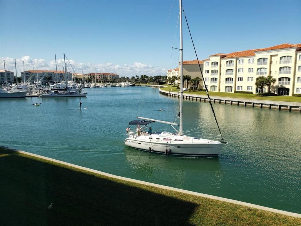 Photo of 19 Harbour Isle Drive Dr W #Ph04, Fort Pierce, FL 34949 (MLS # R10700422)