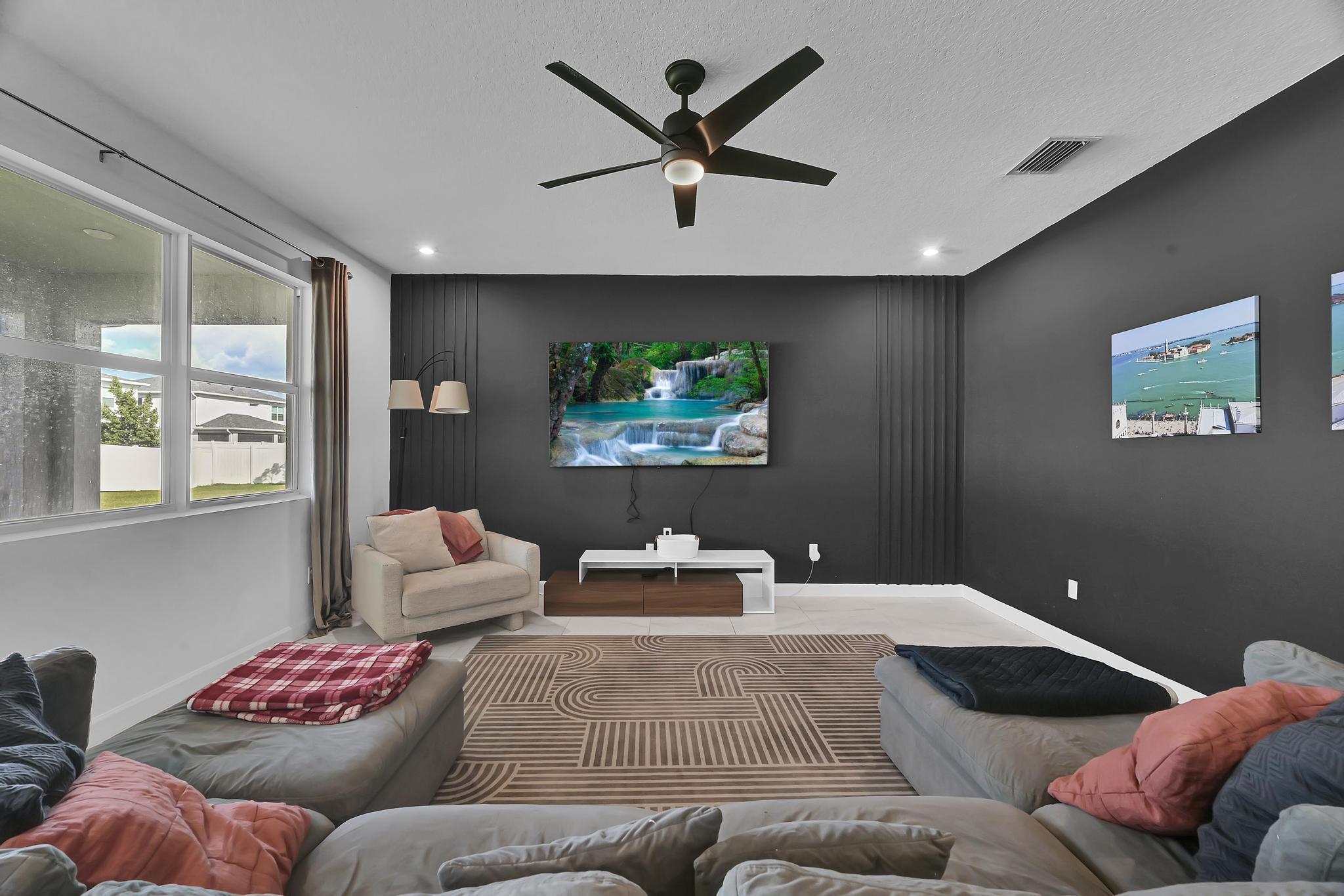 CADENCE PHASE 1 - Residential Lease