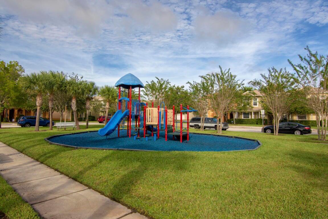 EAST LAKE VILLAGE NO 3 - Land