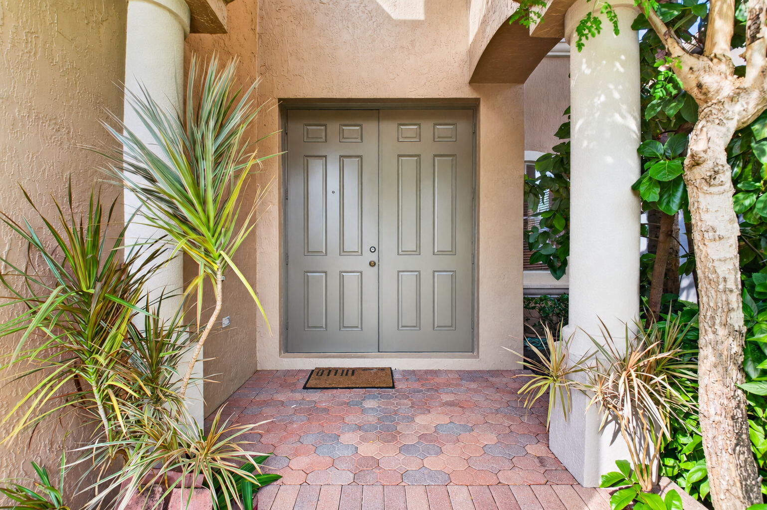 1017 GROVE PARK Circle