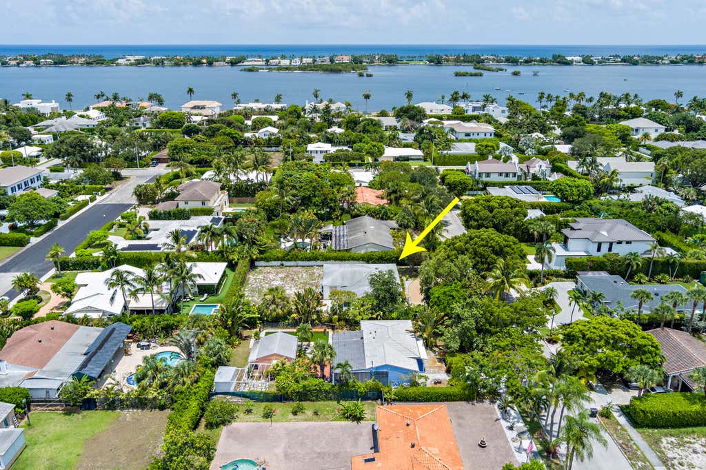 Photo of 223 Ashworth Street, West Palm Beach, FL 33405 (MLS # B26057554)