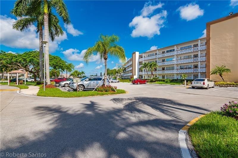 Cornwall At Century Villa - Residential