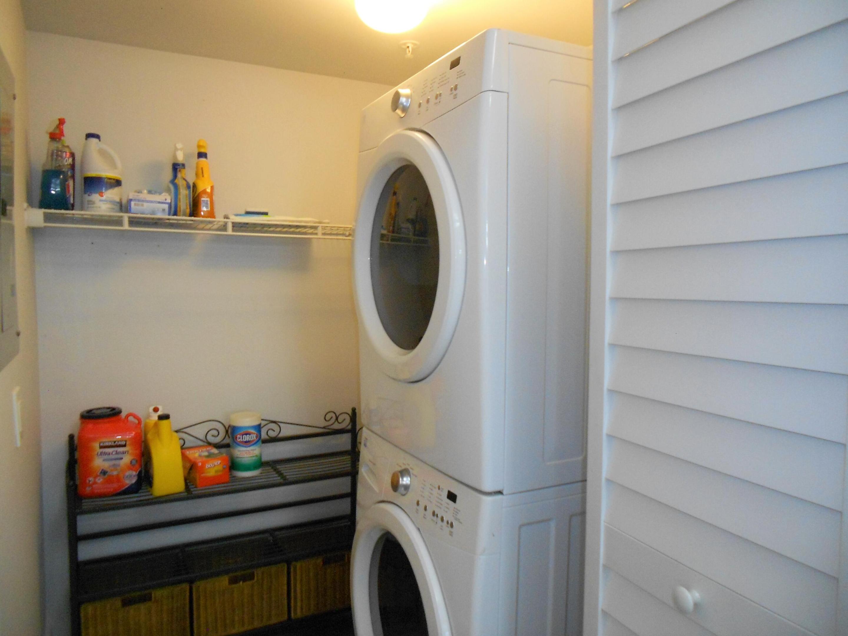 HYPOLUXOS MARINERS CAY CONDO - Residential