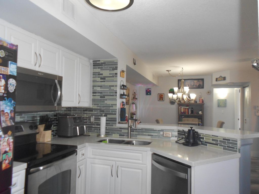 Photo of 1000 Scotia Drive #304, Hypoluxo, FL 33462 (MLS # R11160022)