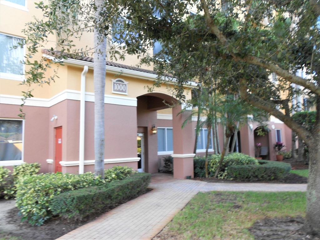 Photo of 1000 Scotia Drive #304, Hypoluxo, FL 33462 (MLS # R11160022)