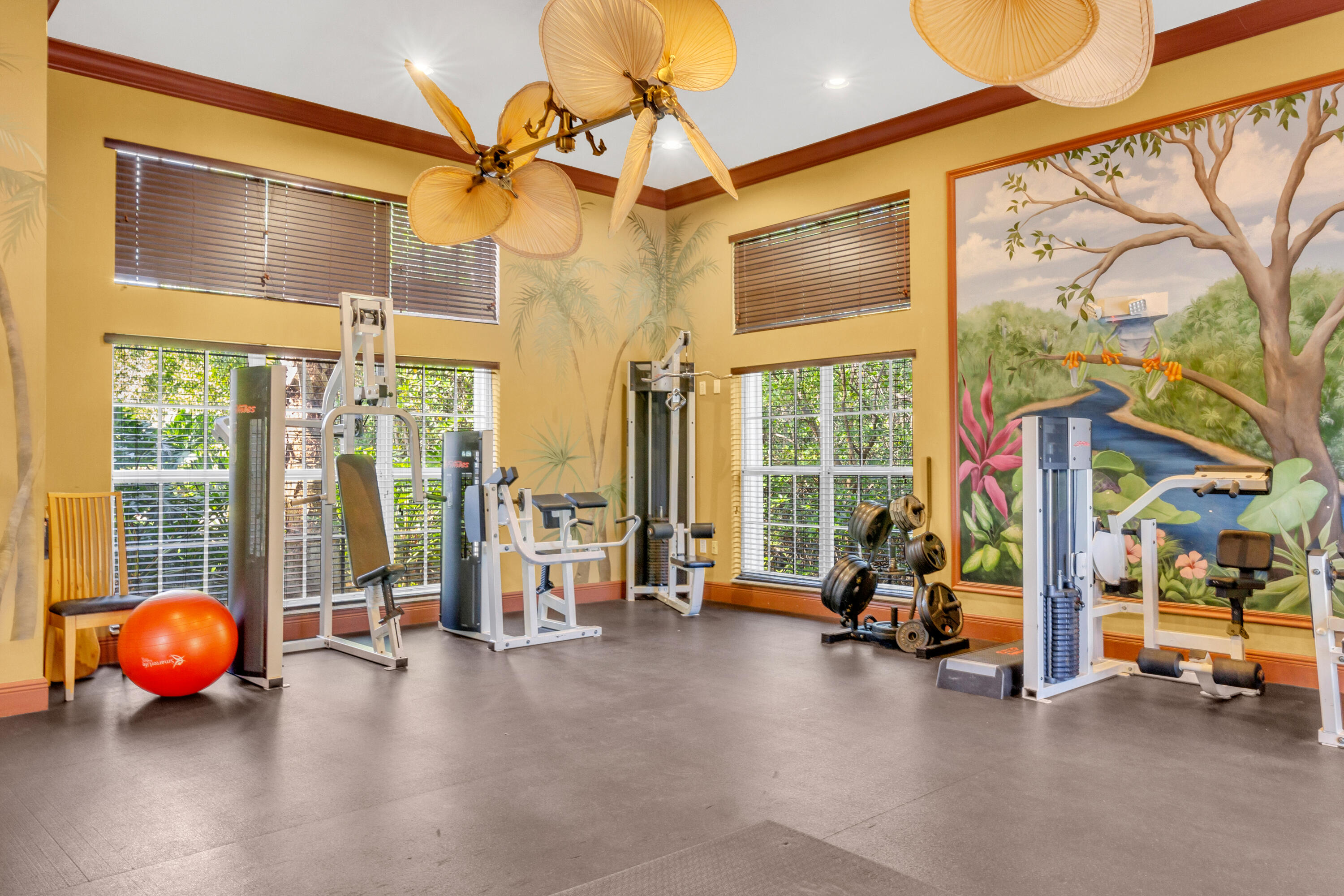 HYPOLUXOS MARINERS CAY CONDO - Residential