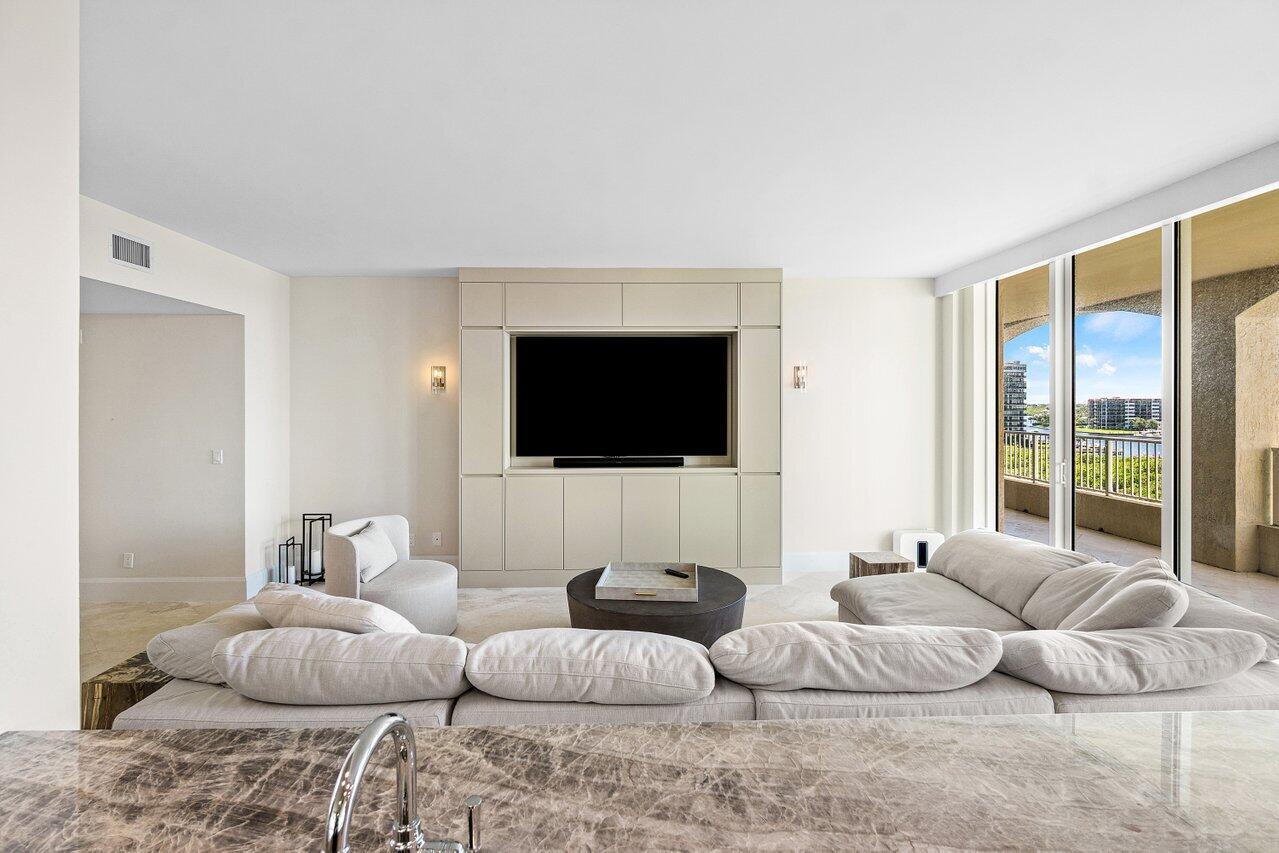 TOSCANA WEST - Residential