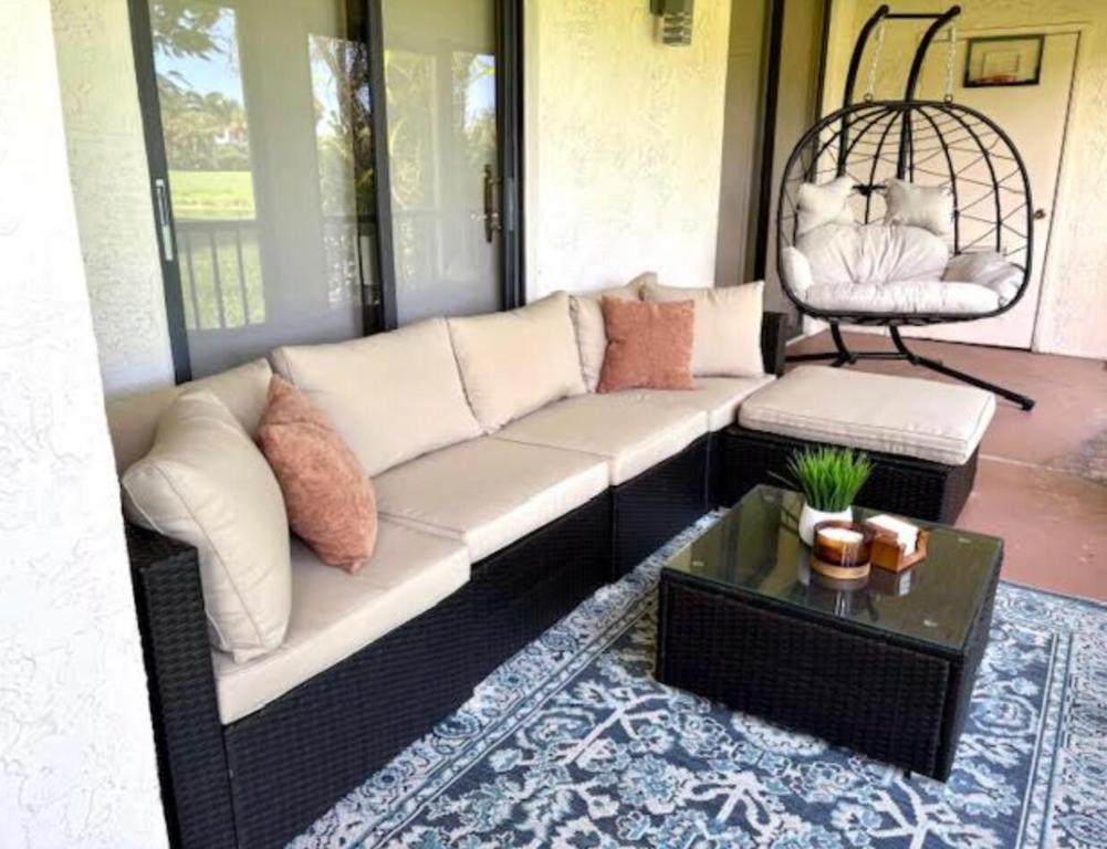 La Mirada - Residential Lease