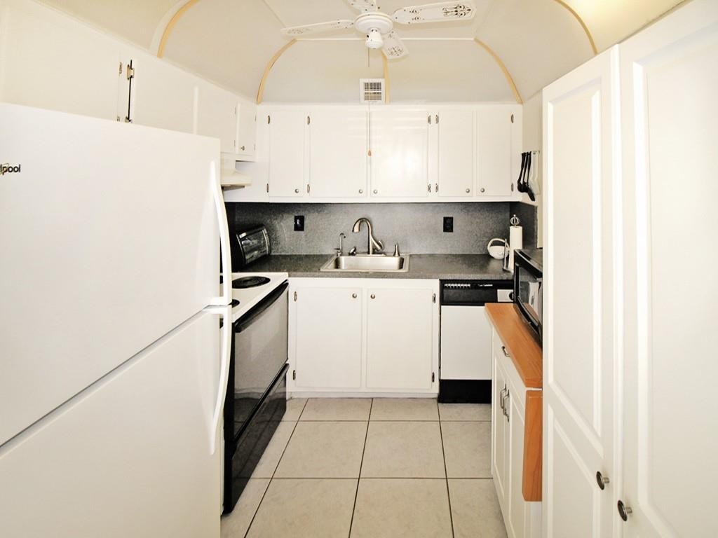 Century Village East - Residential
