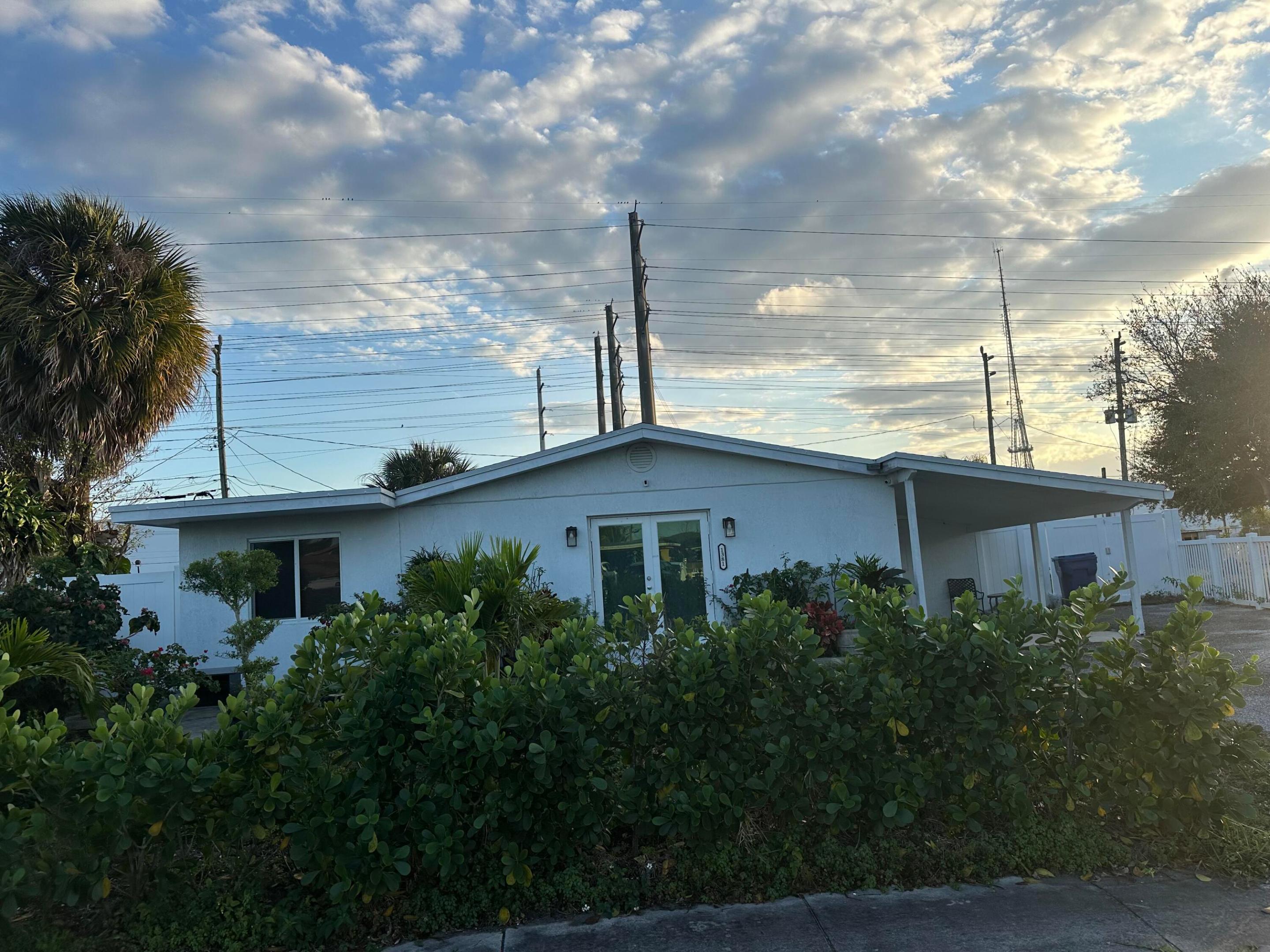 RIVIERA BEACH HEIGHTS ADD 10 - Residential
