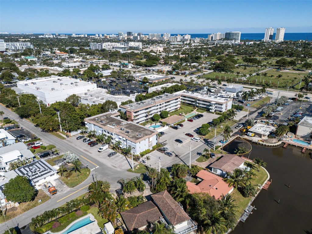 Photo of 1971 SE 5th Ct #205E, Pompano Beach, FL 33060 (MLS # F10531682)