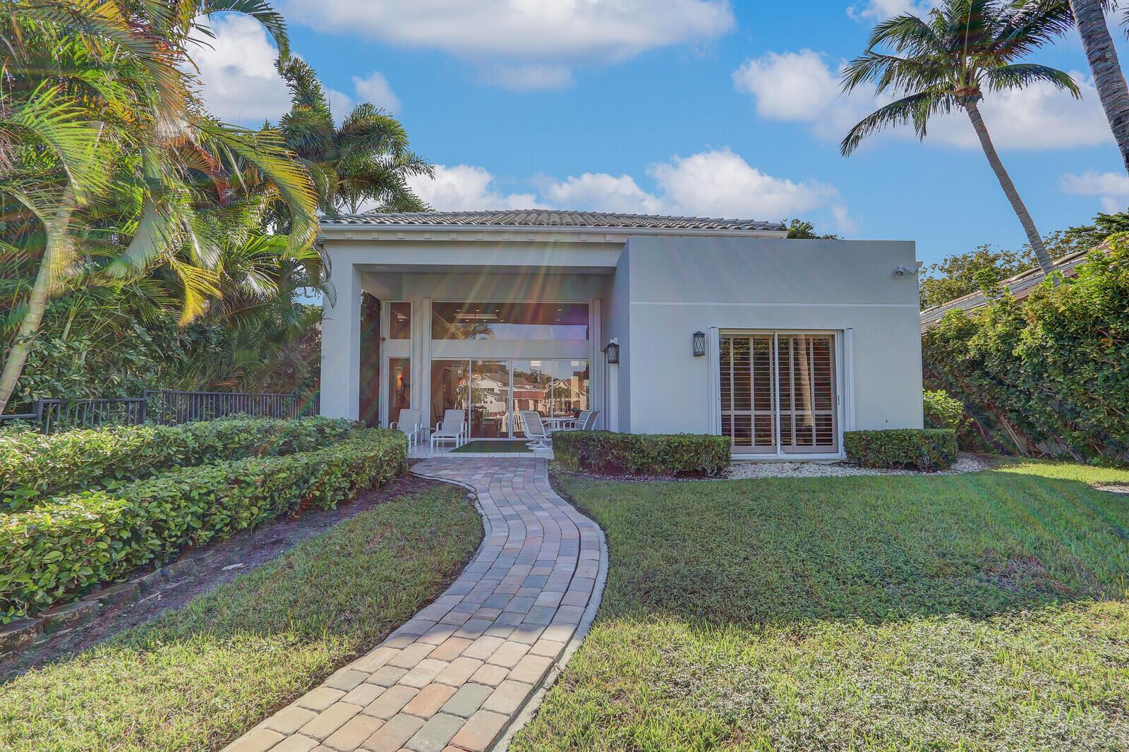 FRENCHMANS CREEK - Residential