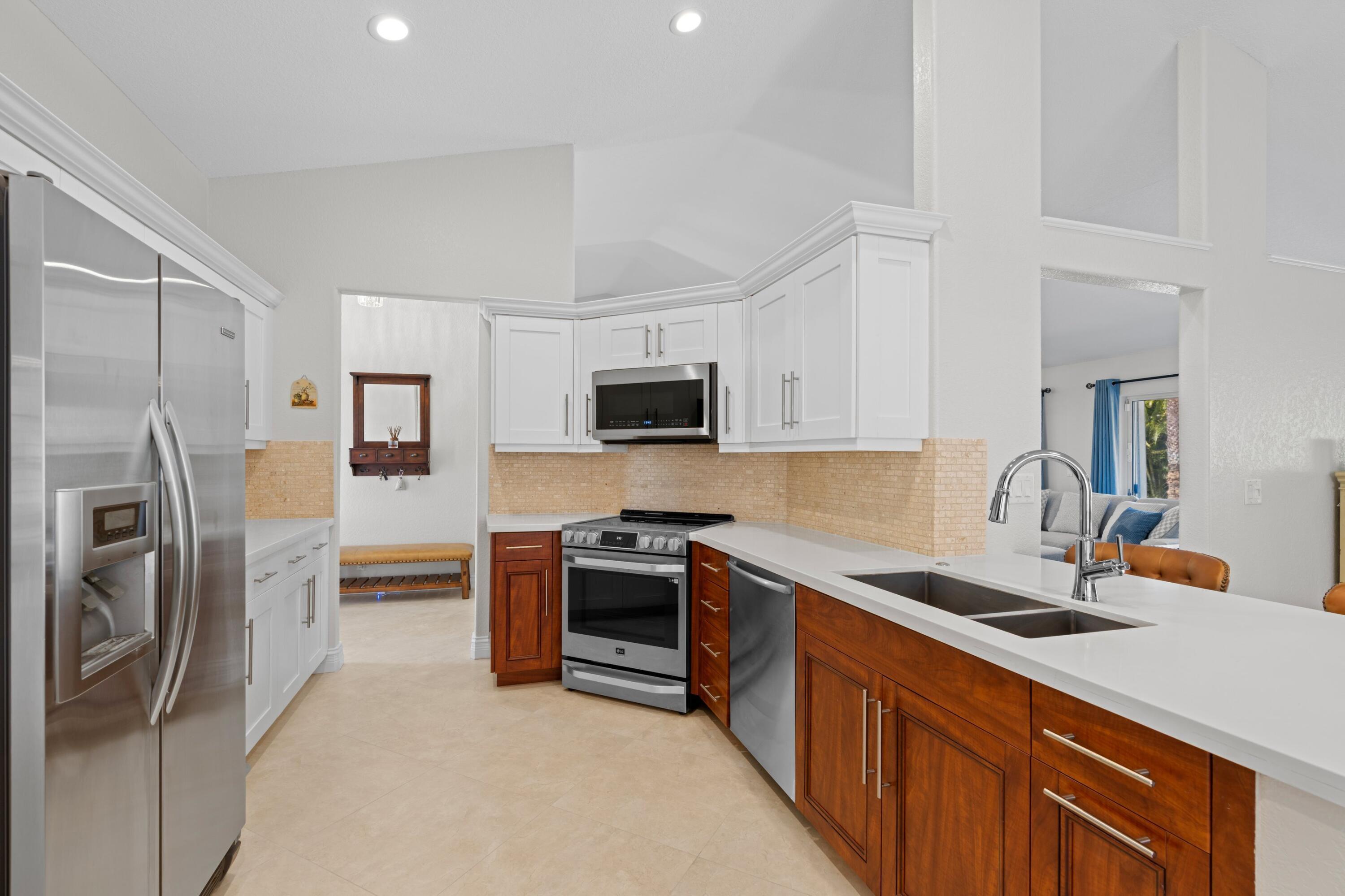 HIDDEN VALLEY SEC 4 - Residential Lease