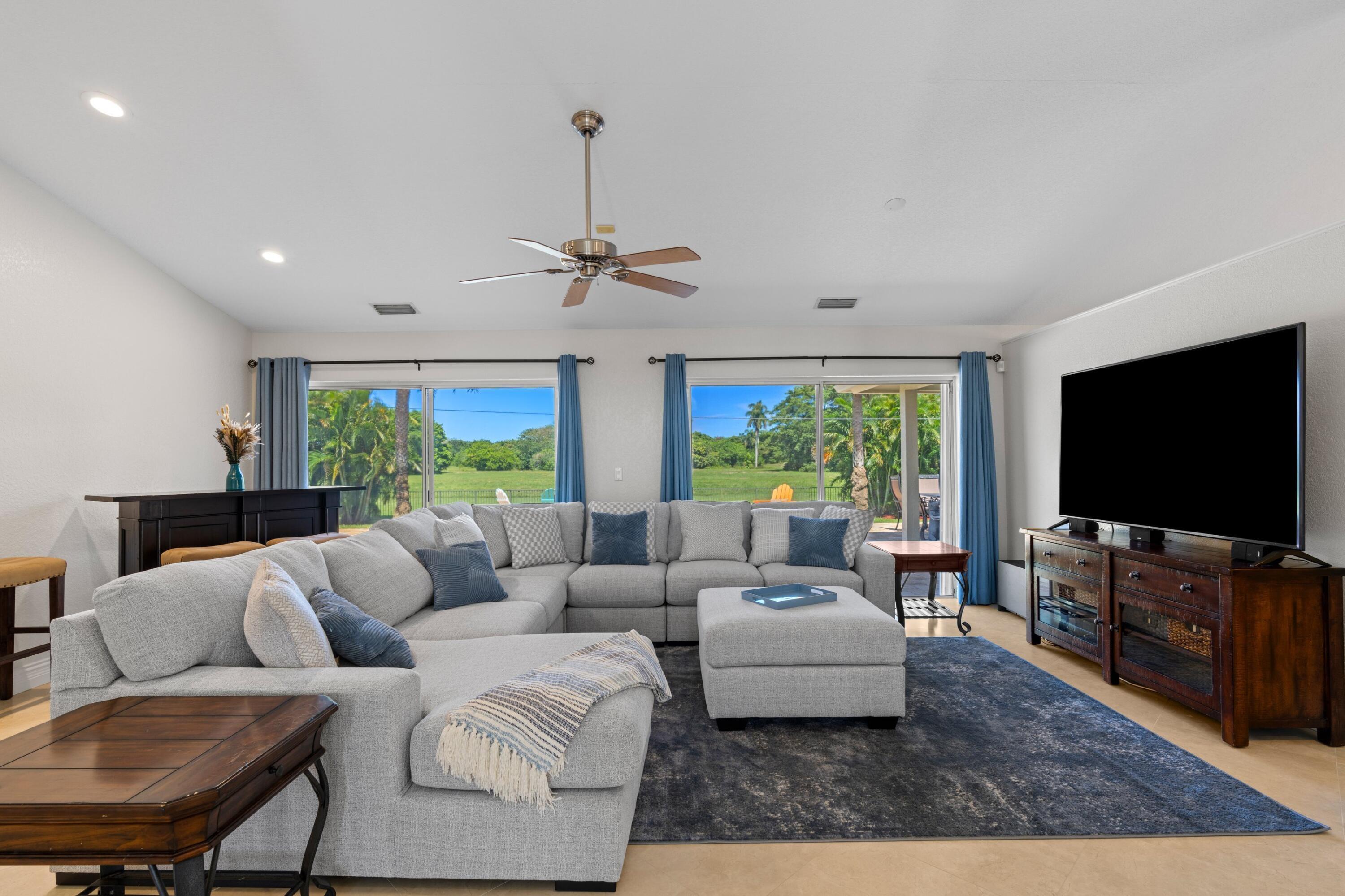 HIDDEN VALLEY SEC 4 - Residential Lease