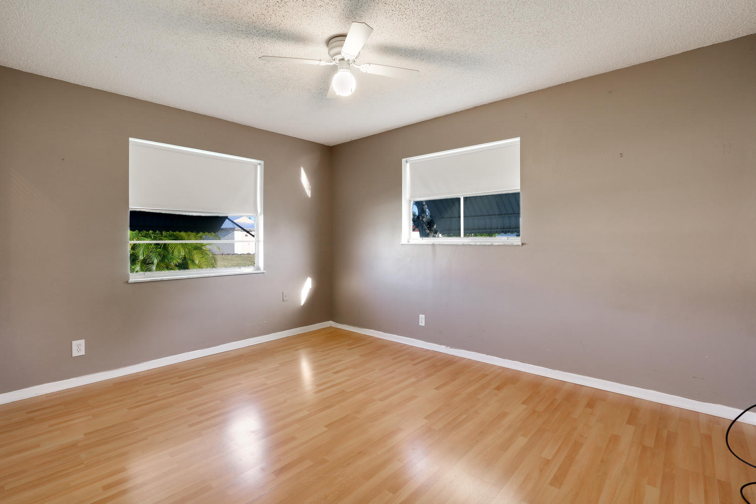 EASTRIDGE ESTATES - Residential