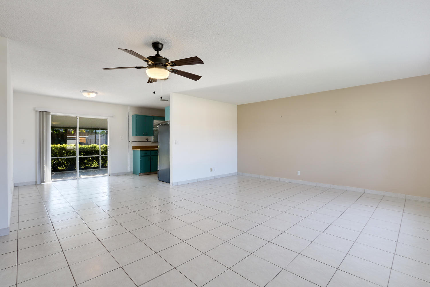 EASTRIDGE ESTATES - Residential