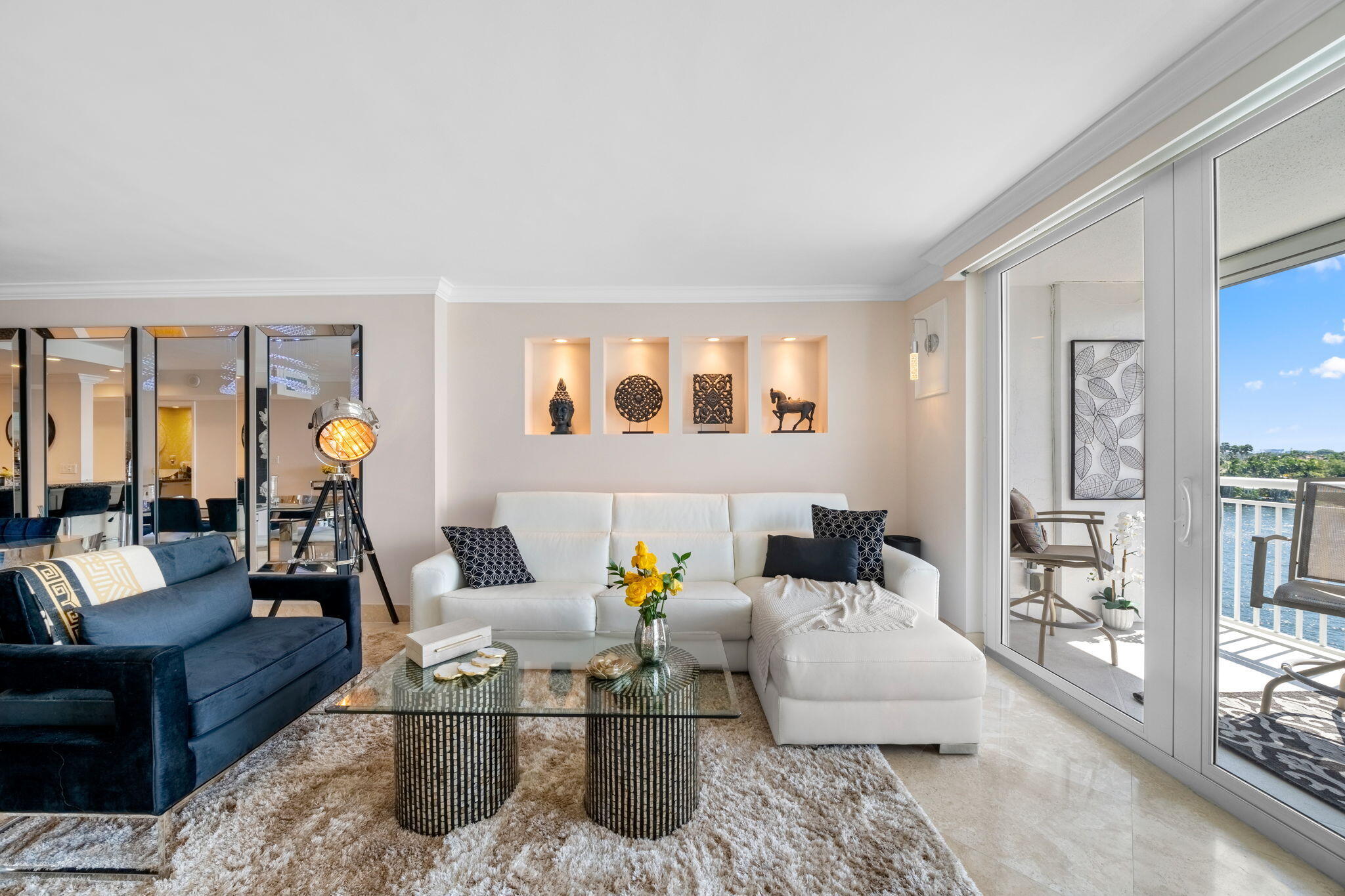 BAYSHORE TOWERS - Residential Lease