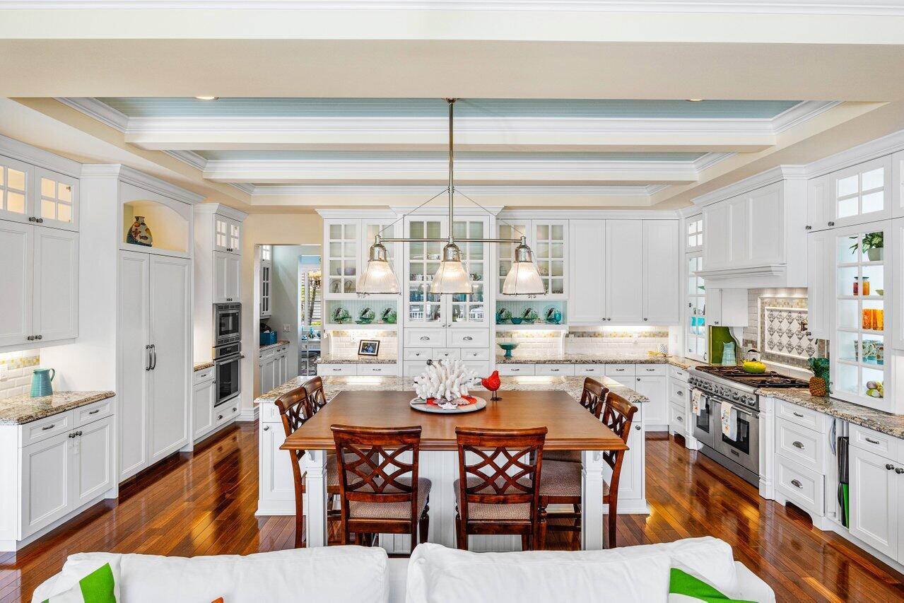 TROPIC ISLE 3RD SEC - Residential