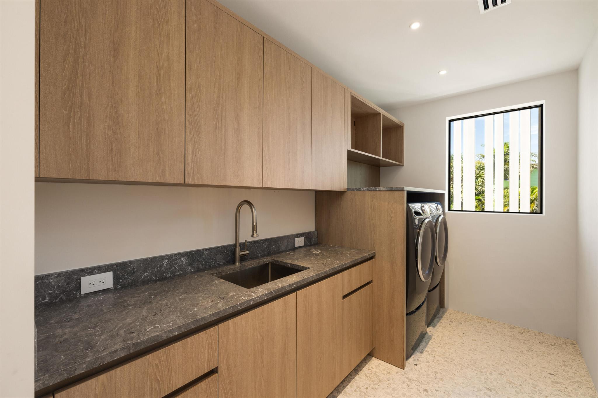 1236 GEORGE BUSH BLVD - Residential