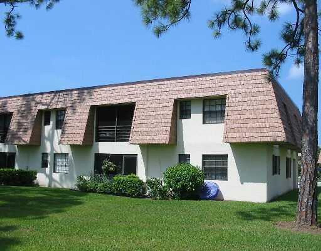 Photo of 4101 Oak Terrace Drive, Greenacres, FL 33463 (MLS # B26027665)