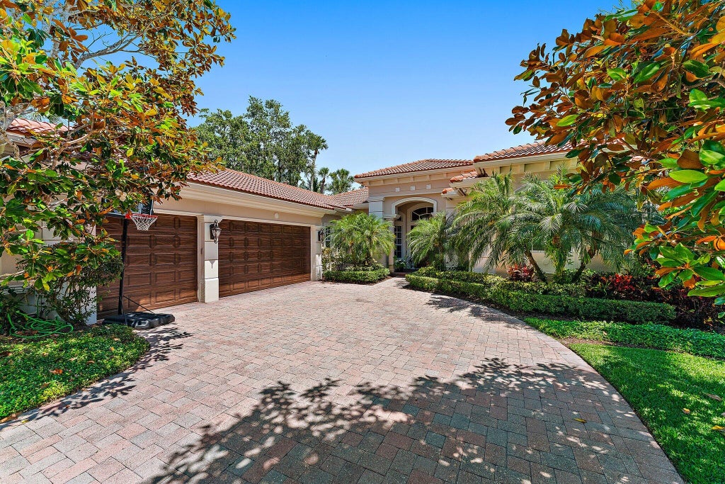 Photo of 102 Rosalia Court, Jupiter, FL 33478 (MLS # R10986402)