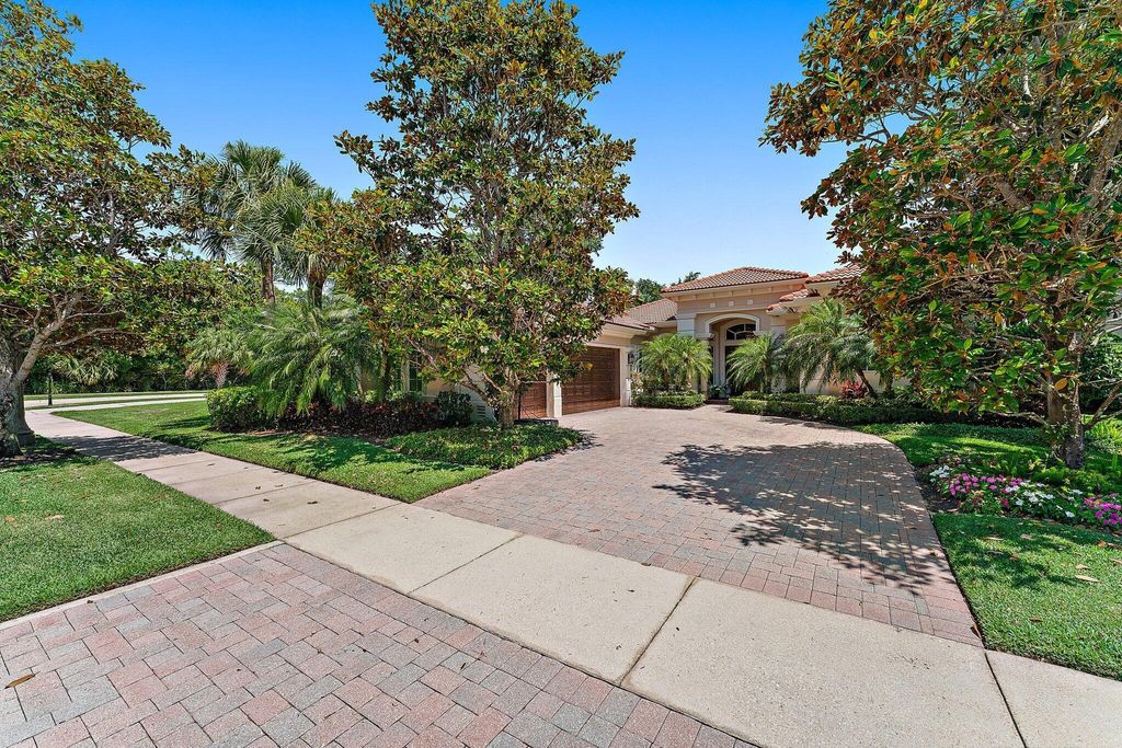 Photo of 102 Rosalia Court, Jupiter, FL 33478 (MLS # R10986402)