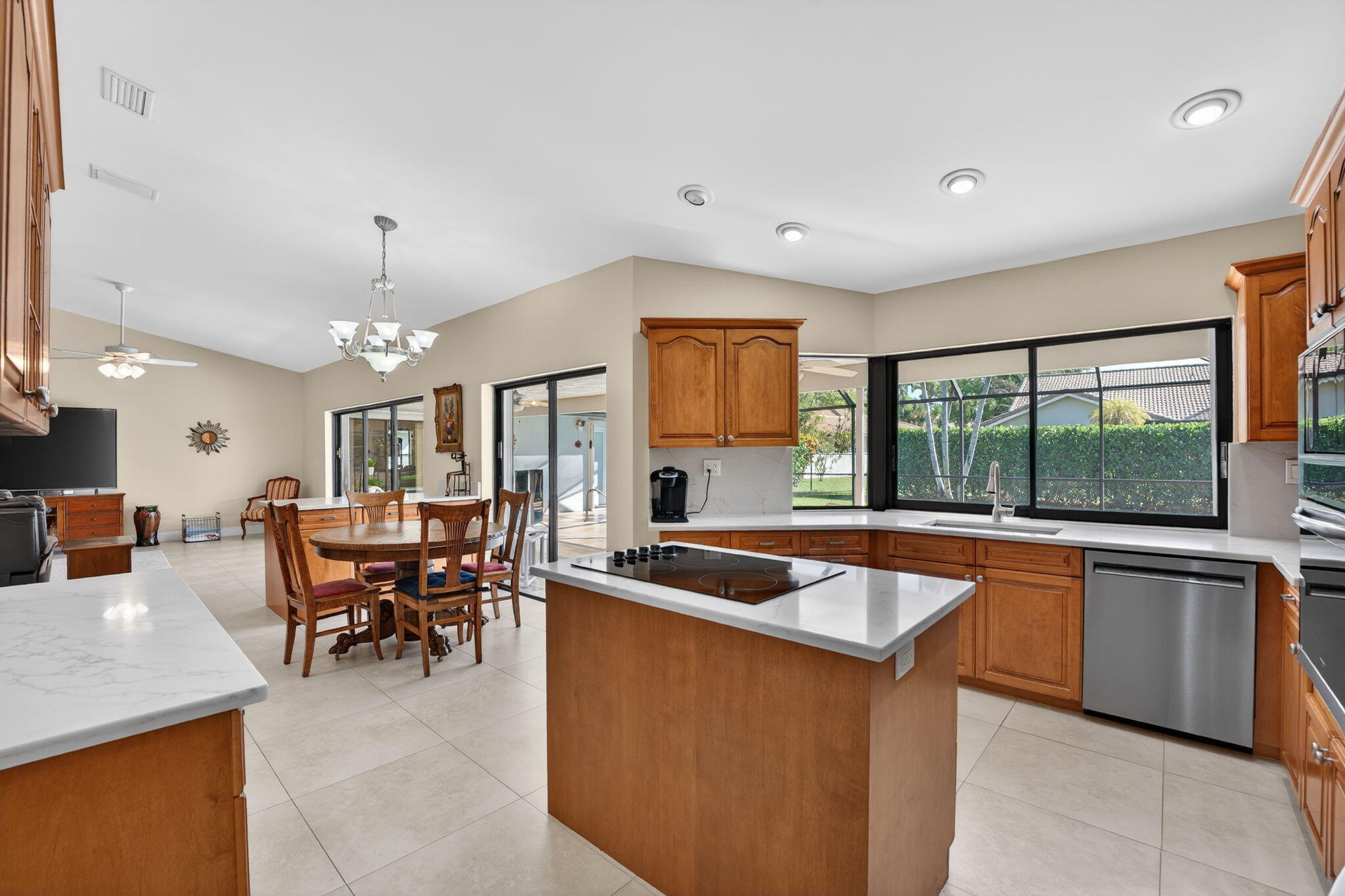 PINE RIDGE - Residential