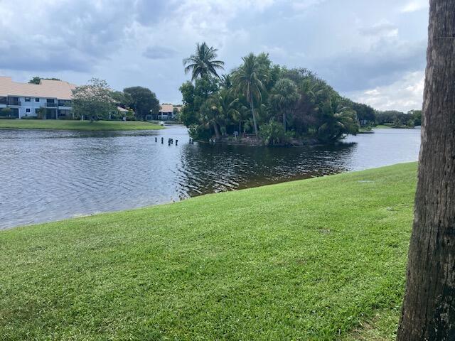 WATERBEND AT JONATHANS LA - Residential Lease