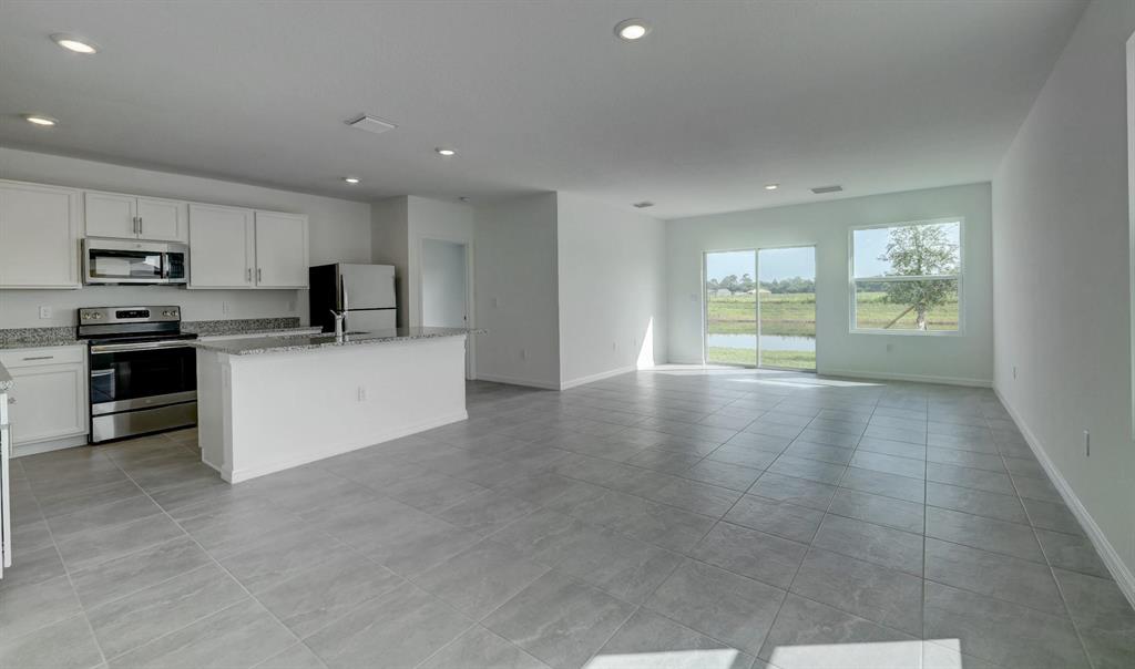 WATERSTONE PHASE ONE - Residential