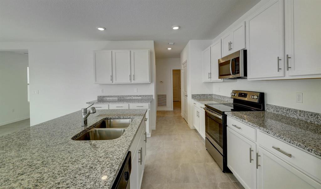 WATERSTONE PHASE ONE - Residential