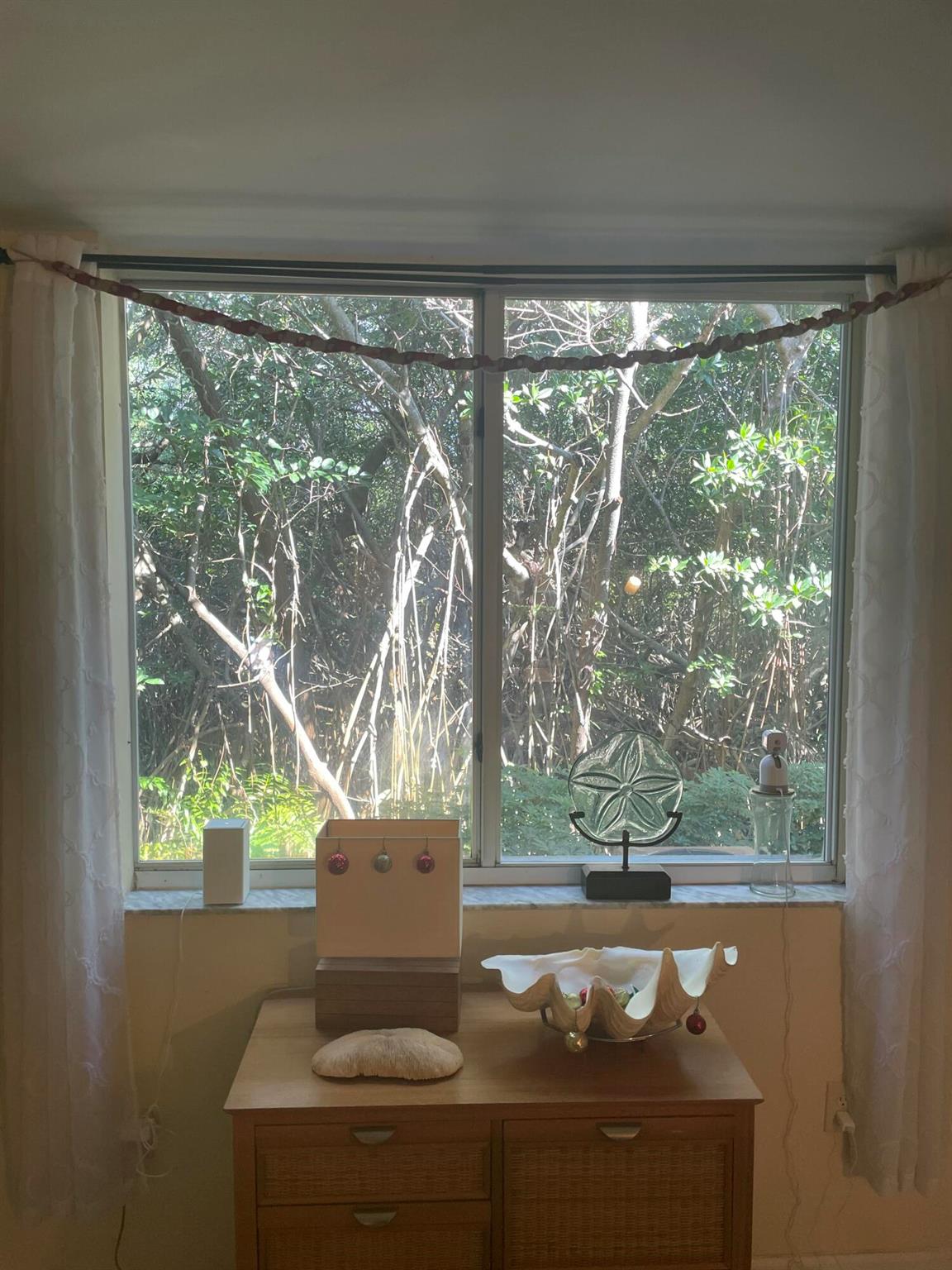 HYPOLUXOS MARINERS CAY CO - Residential