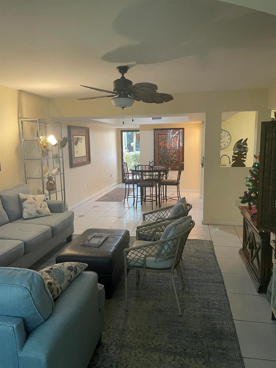 HYPOLUXOS MARINERS CAY CO - Residential