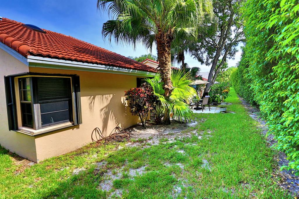 Palm Shores - Residential