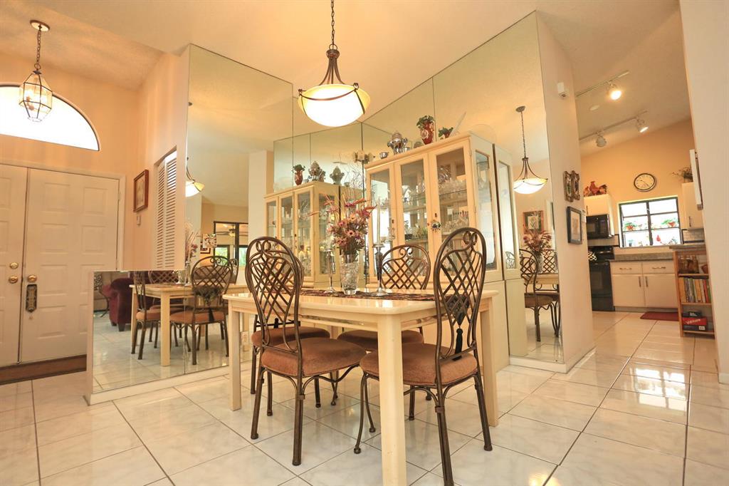 Palm Shores - Residential