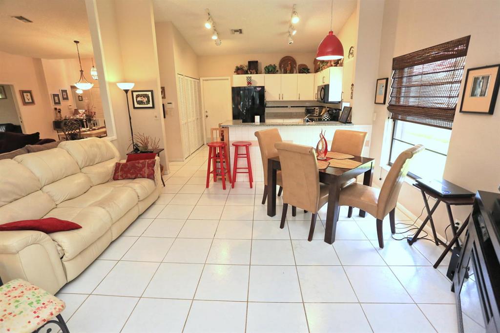 Palm Shores - Residential