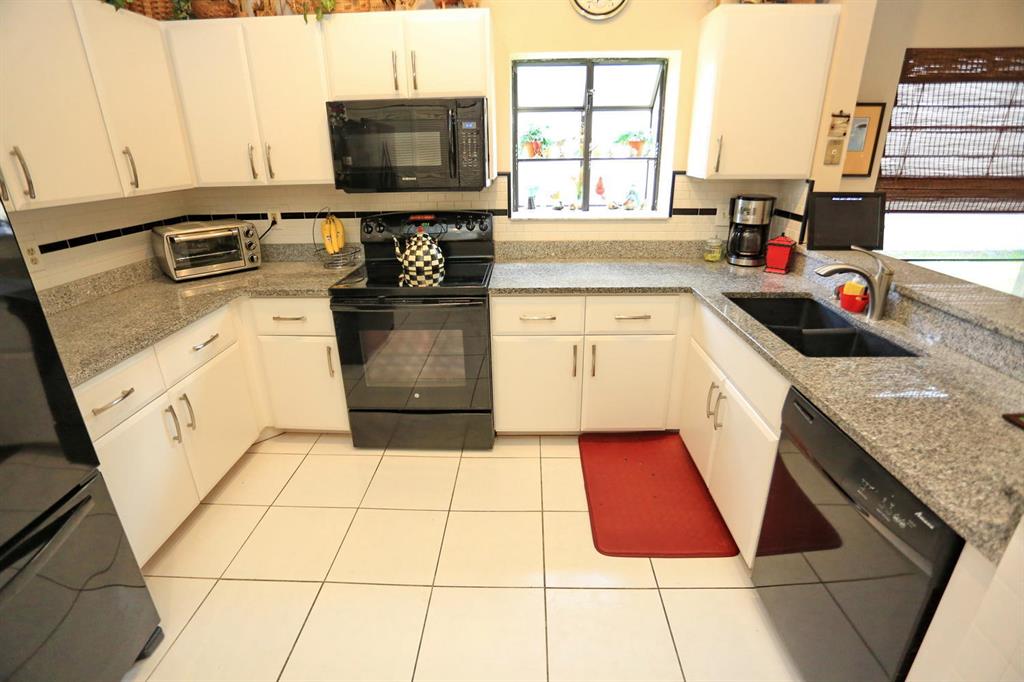 Palm Shores - Residential