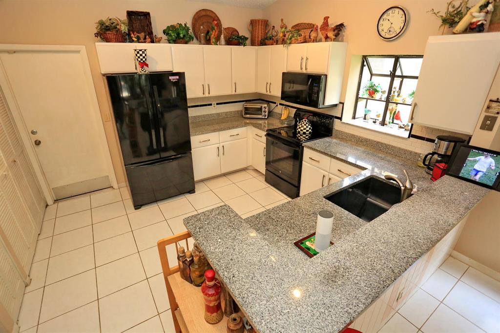 Palm Shores - Residential