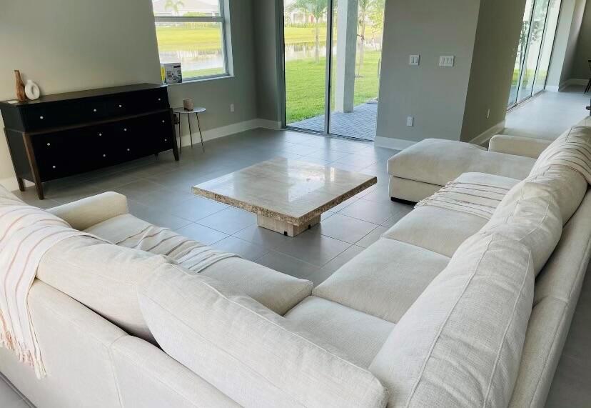 GROVES OF WESTLAKE - Residential Lease