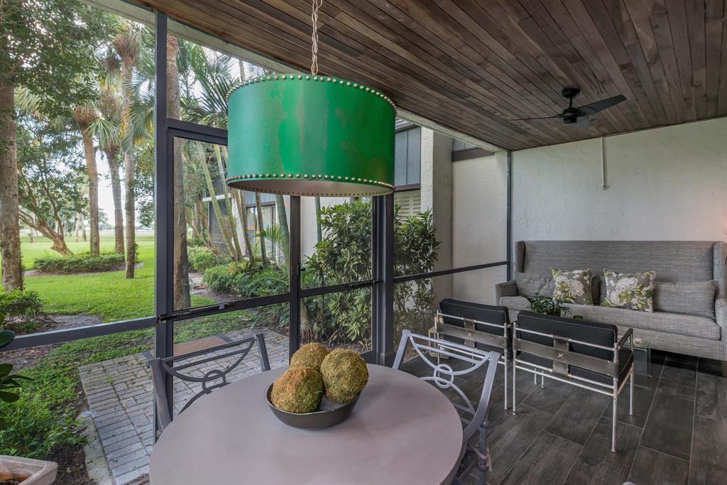 LA QUINTA CONDO - Residential