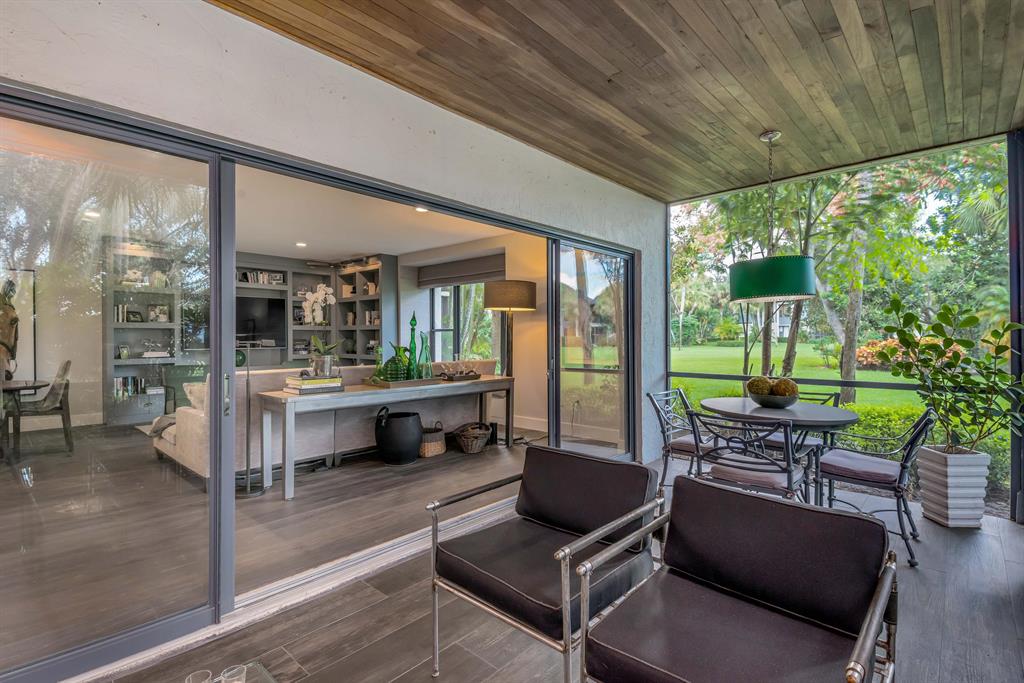 LA QUINTA CONDO - Residential