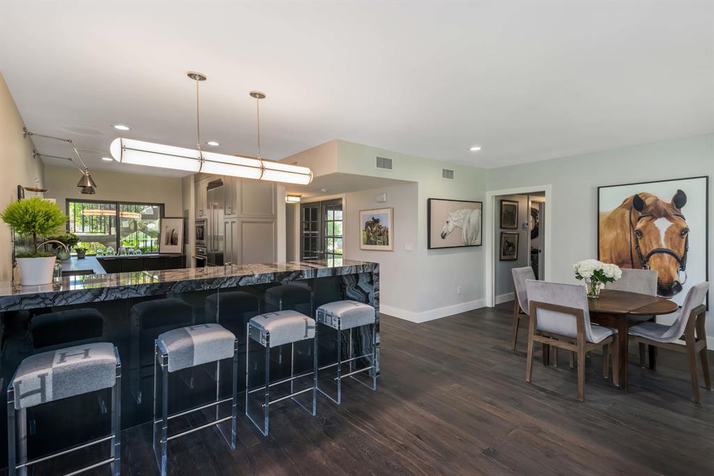 LA QUINTA CONDO - Residential