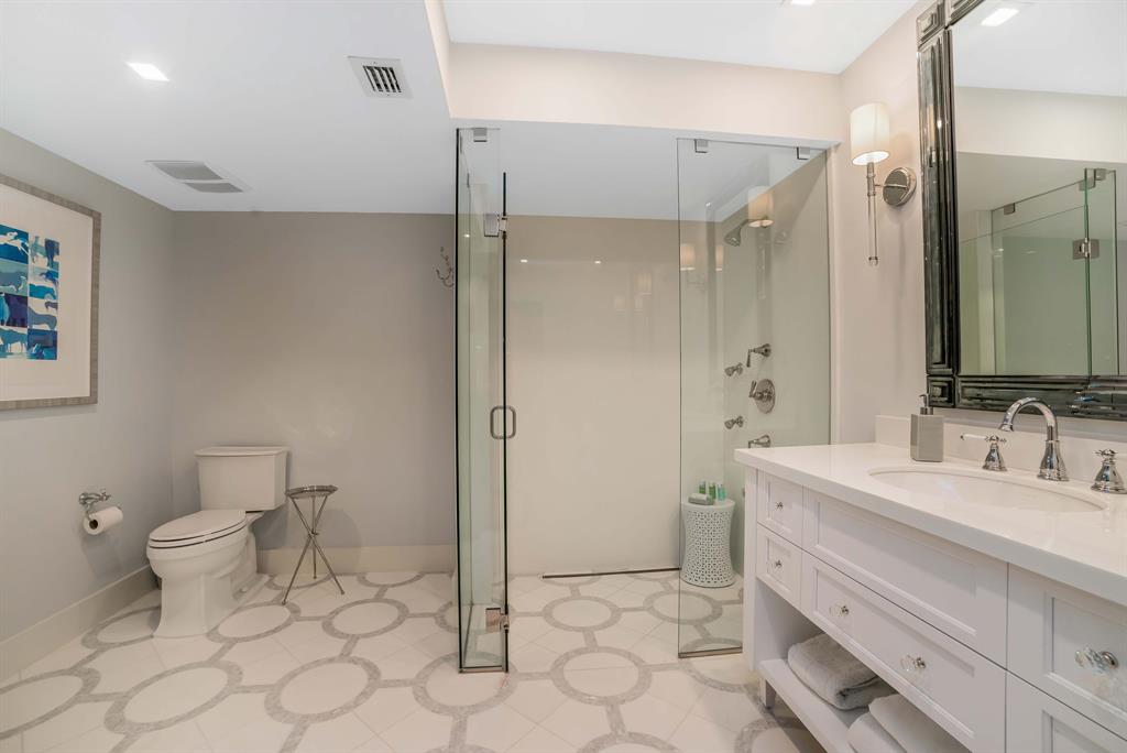 LA QUINTA CONDO - Residential