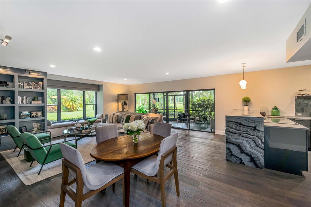 LA QUINTA CONDO - Residential