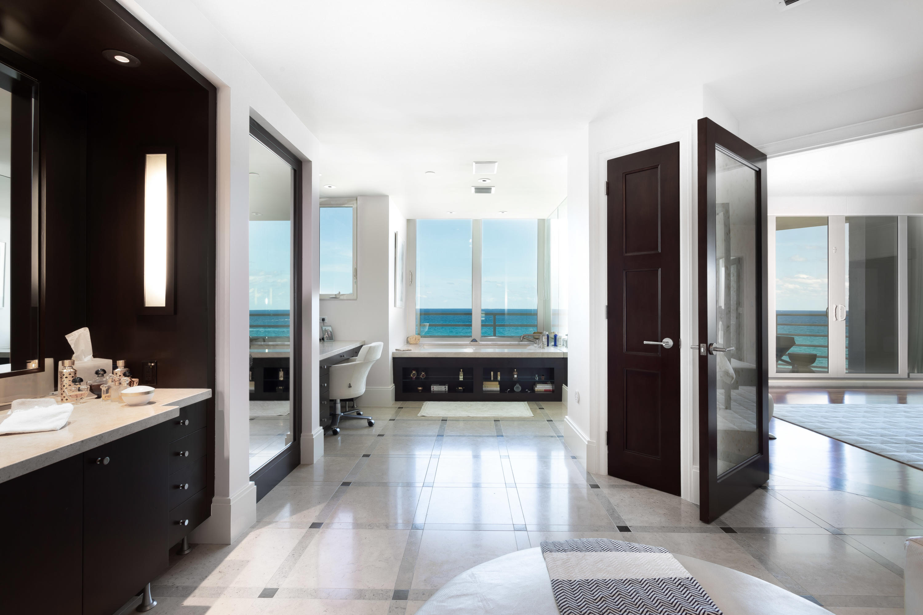 PRESIDENTIAL PLACE CONDO - Residential